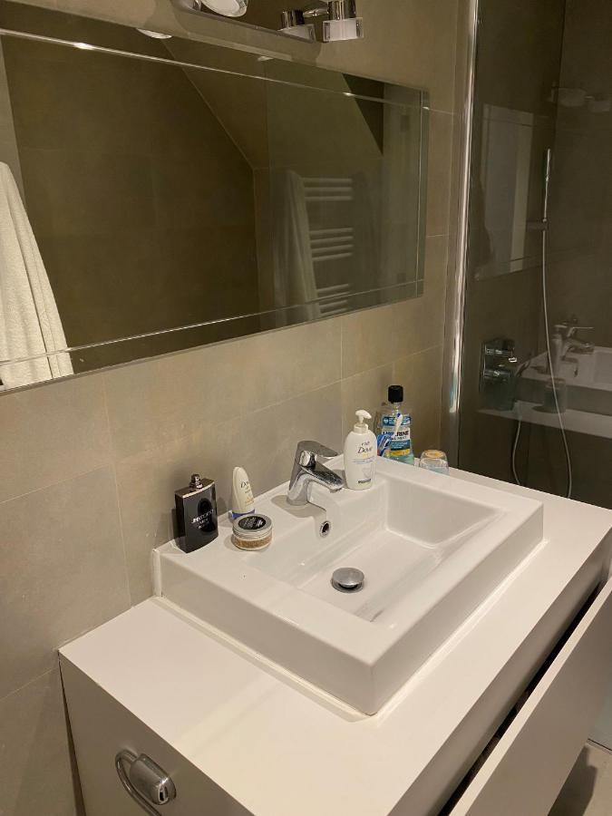 Amazing Flat In Front Of Bois De La Cambre Apartment Брюксел Екстериор снимка