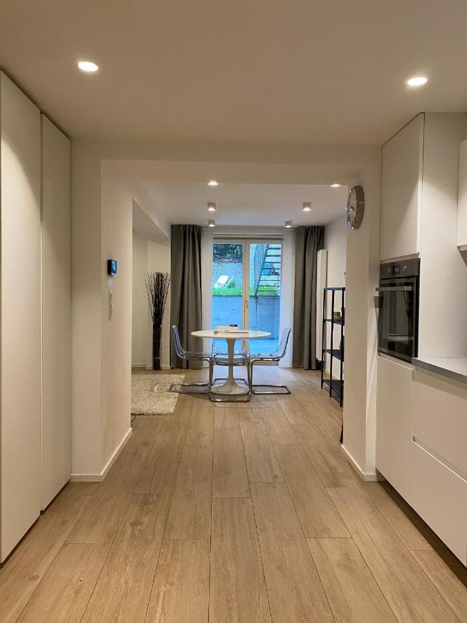 Amazing Flat In Front Of Bois De La Cambre Apartment Брюксел Екстериор снимка