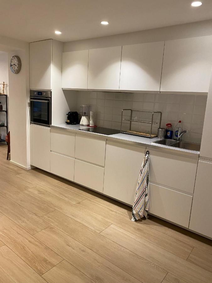 Amazing Flat In Front Of Bois De La Cambre Apartment Брюксел Екстериор снимка
